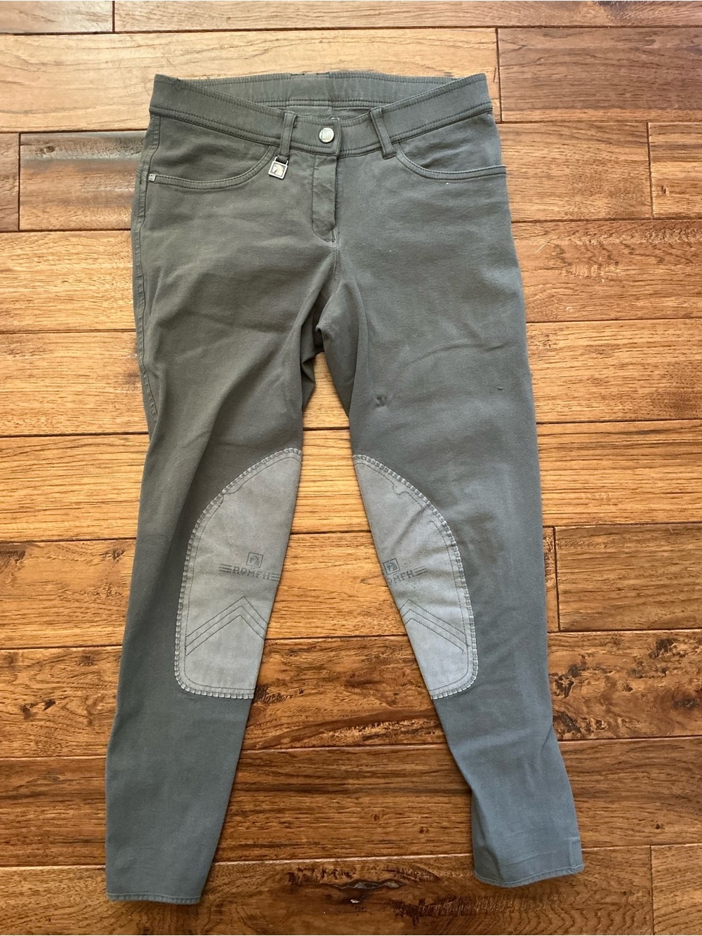 ROMFH Gray Equestrian Riding Breeches with Light Gray Knee Patch, size 26R